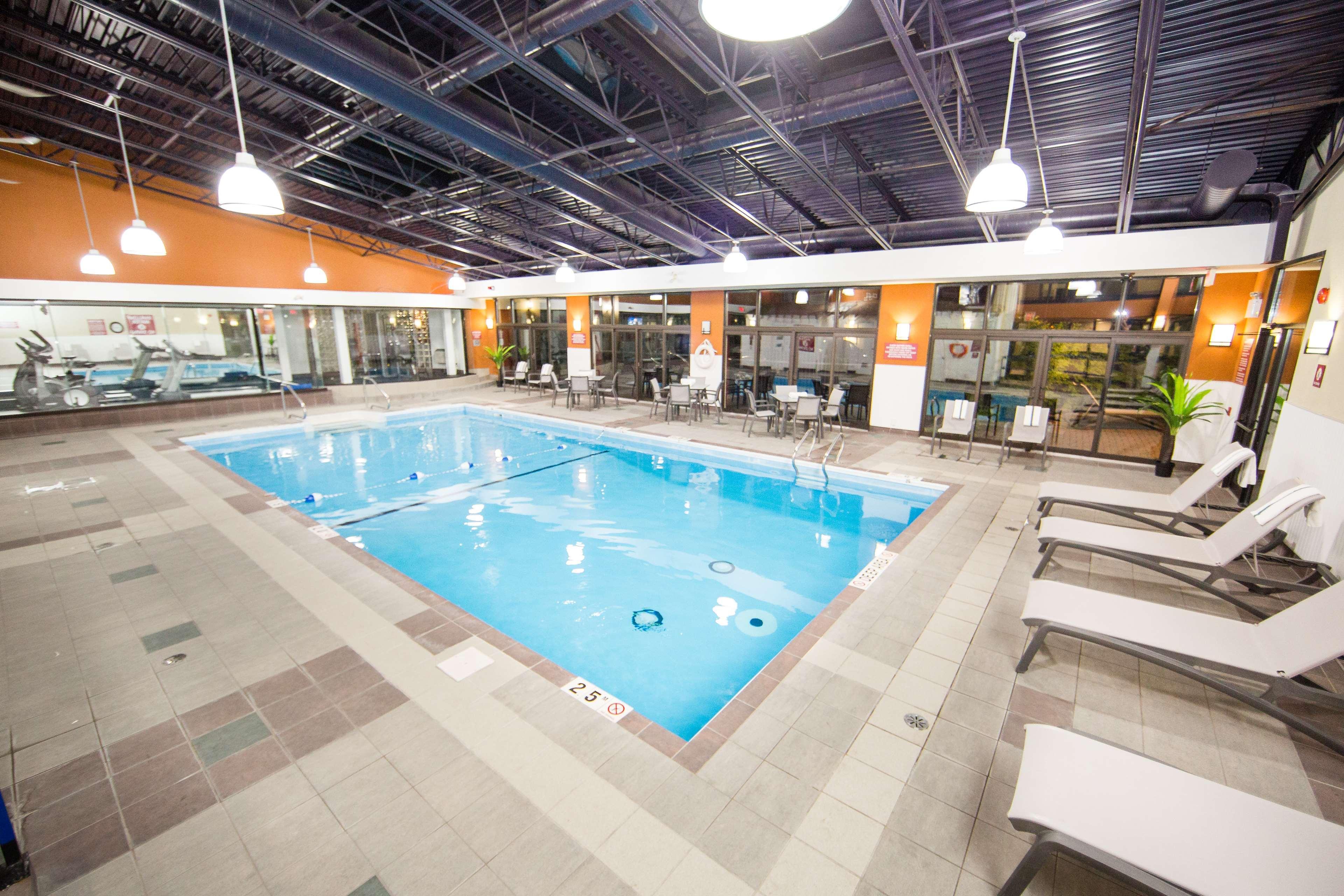 Best Western Plus Ottawa Kanata Hotel And Conference Centre Ngoại thất bức ảnh